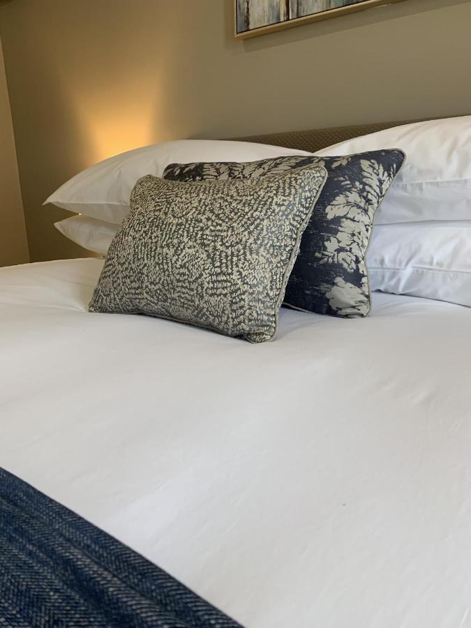 The Cedar Country Hotel Bellway المظهر الخارجي الصورة