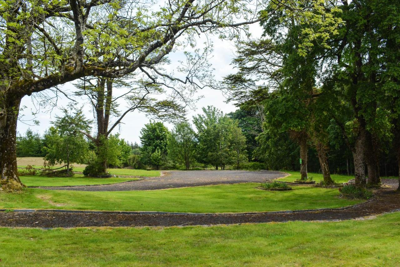 The Cedar Country Hotel Bellway المظهر الخارجي الصورة